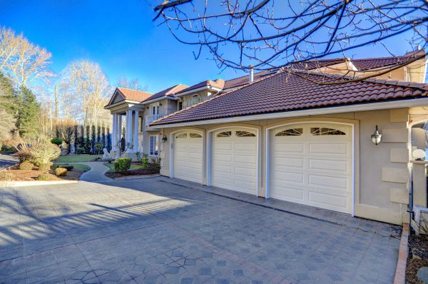 Garage Stucco Repair
